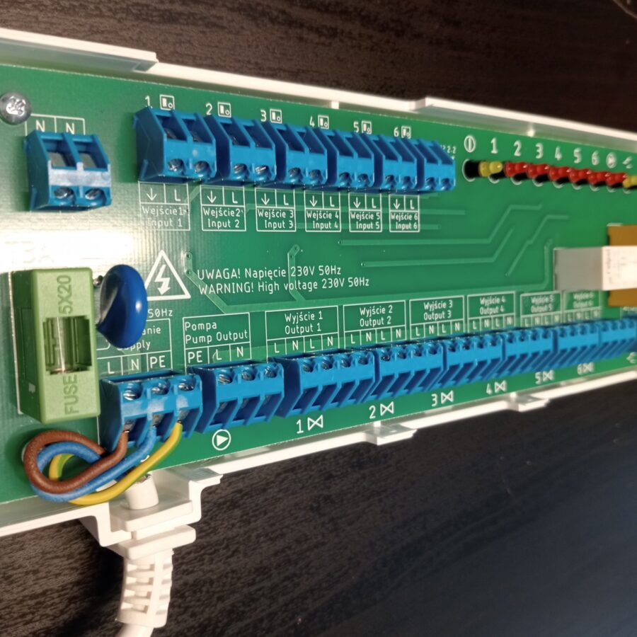 Caixa controlo pavimento radiante 1